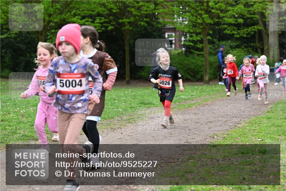 19.04.2026 - Hammer Lauf Dr. Thomas Lammeyer http://msf.ph/oto/9525227 19.04.2026 09:01:25 Laufen 5004, 5026, 229, 5059, 214 meine-sportfotos.de