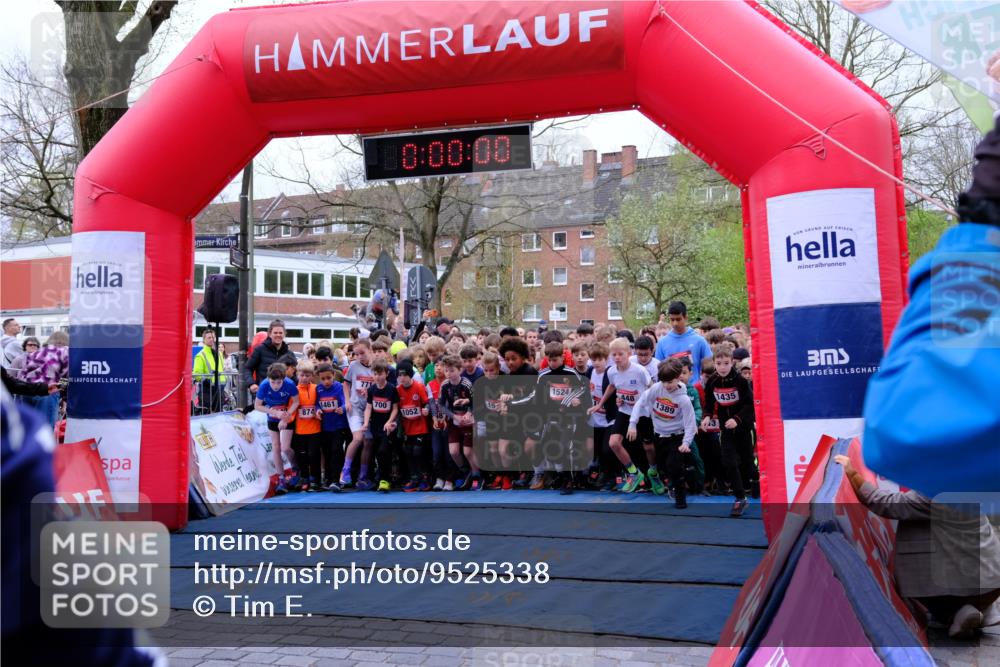 19.04.2026 - Hammer Lauf Tim E. http://msf.ph/oto/9525338 19.04.2026 09:20:28 Ziel 393, 394, 447, 448, 458, 462, 496, 497, 517, 586, 587, 594, 595, 598, 640, 700, 708, 722, 769, 771, 788, 840, 841, 874, 875, 897, 900, 904, 925, 926, 927, 961, 962, 965, 1039, 1040, 1052, 1055, 1060, 1065, 1078, 1086, 1087, 1139, 1155, 1172, 1173, 1191, 1192, 1195, 1199, 1213, 1222, 1223, 1237, 1238, 1240, 1241, 1245, 1257, 1272, 1287, 1306 meine-sportfotos.de