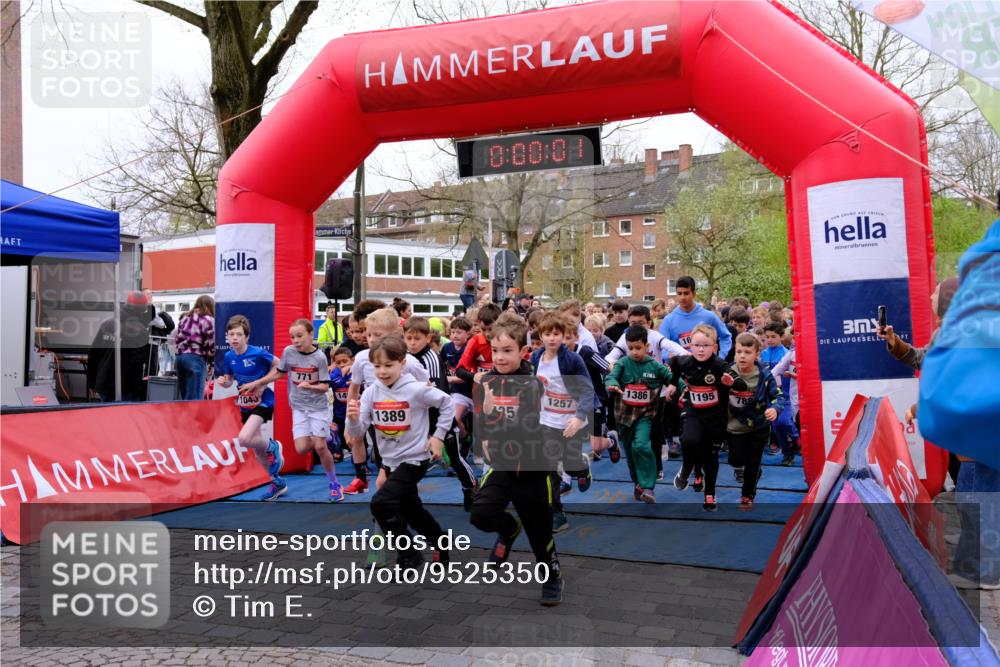 19.04.2026 - Hammer Lauf Tim E. http://msf.ph/oto/9525350 19.04.2026 09:20:29 Ziel 393, 394, 447, 448, 458, 462, 496, 497, 517, 586, 587, 594, 595, 598, 640, 644, 700, 708, 722, 769, 771, 787, 788, 840, 841, 874, 875, 897, 900, 904, 925, 926, 927, 961, 962, 965, 1014, 1039, 1040, 1052, 1055, 1060, 1065, 1078, 1086, 1087, 1139, 1155, 1156, 1172, 1173, 1191, 1192, 1195, 1197, 1199, 1213, 1222, 1223, 1237, 1238, 1240, 1241, 1242, 1245, 1257, 1272, 1287, 1306 meine-sportfotos.de