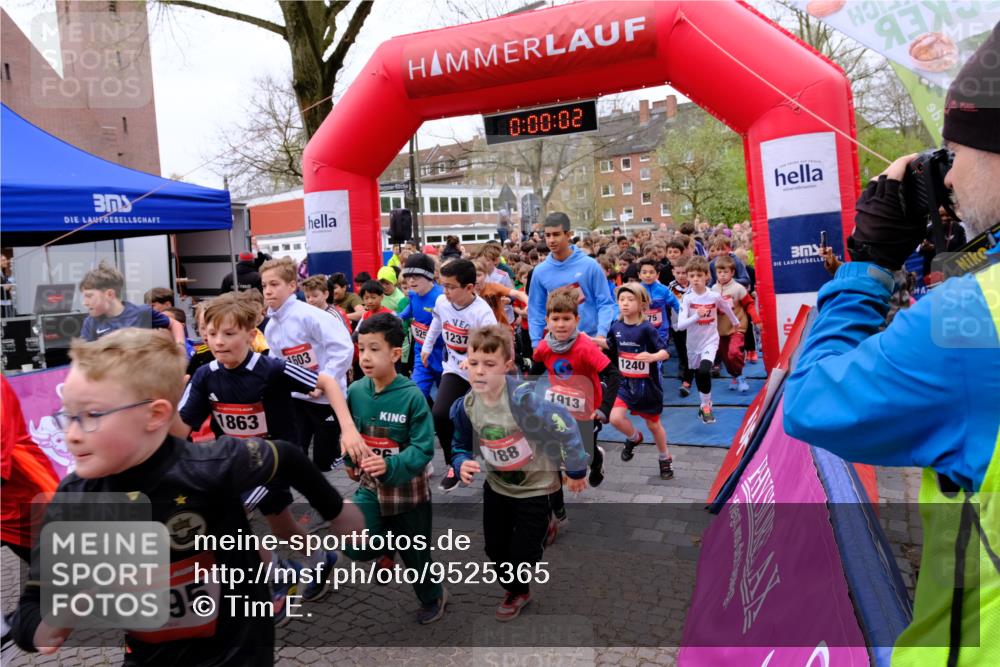 19.04.2026 - Hammer Lauf Tim E. http://msf.ph/oto/9525365 19.04.2026 09:20:30 Ziel 393, 394, 447, 448, 456, 458, 462, 496, 497, 517, 586, 587, 591, 594, 595, 598, 640, 644, 694, 700, 708, 722, 769, 771, 787, 788, 840, 841, 874, 875, 897, 900, 904, 925, 926, 927, 961, 962, 965, 1014, 1024, 1039, 1040, 1052, 1055, 1058, 1060, 1065, 1078, 1086, 1087, 1139, 1155, 1156, 1172, 1173, 1191, 1192, 1195, 1197, 1199, 1213, 1222, 1223, 1237, 1238, 1240, 1241, 1242, 1245, 1257, 1272, 1287, 1306 meine-sportfotos.de