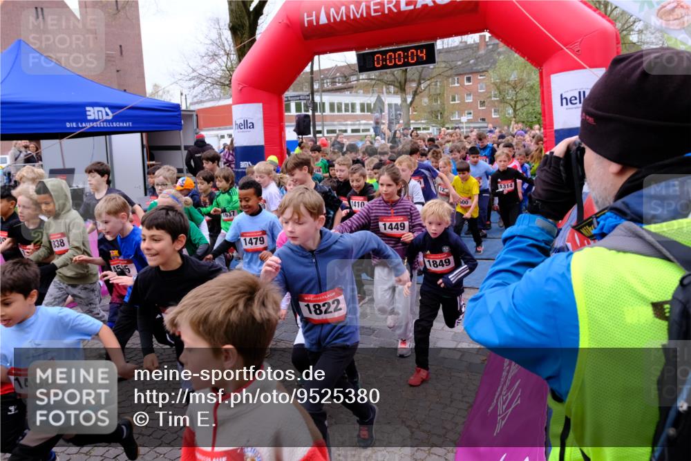 19.04.2026 - Hammer Lauf Tim E. http://msf.ph/oto/9525380 19.04.2026 09:20:33 Ziel 393, 394, 447, 448, 456, 458, 462, 496, 497, 517, 569, 586, 587, 591, 594, 595, 598, 633, 640, 644, 694, 700, 708, 722, 769, 771, 787, 788, 840, 841, 874, 875, 893, 897, 900, 904, 924, 925, 926, 927, 946, 961, 962, 965, 993, 1006, 1014, 1024, 1039, 1040, 1052, 1055, 1057, 1058, 1060, 1065, 1078, 1086, 1087, 1094, 1139, 1155, 1156, 1172, 1173, 1180, 1191, 1192, 1195, 1197, 1199, 1205, 1213, 1222, 1223, 1237, 1238, 1240, 1241, 1242, 1245, 1257, 1259, 1272, 1281, 1282, 1283, 1287, 1306 meine-sportfotos.de