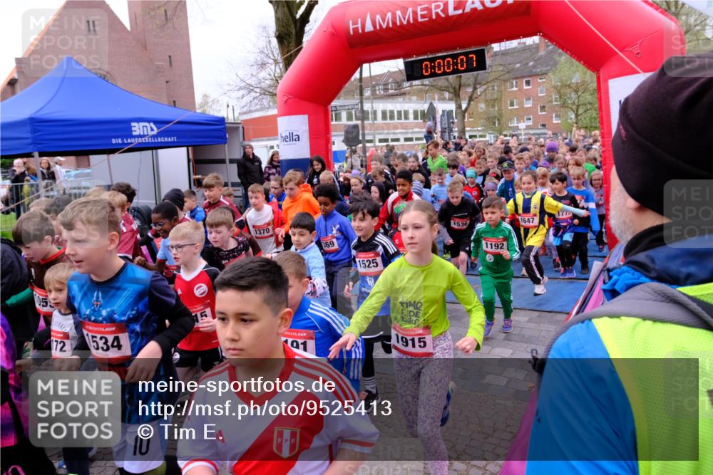 19.04.2026 - Hammer Lauf Tim E. http://msf.ph/oto/9525413 19.04.2026 09:20:35 Ziel 394, 419, 447, 456, 496, 497, 517, 550, 553, 569, 591, 594, 595, 598, 633, 644, 694, 708, 722, 787, 818, 840, 841, 884, 893, 899, 900, 924, 926, 946, 961, 962, 965, 970, 993, 1006, 1014, 1024, 1055, 1057, 1058, 1060, 1078, 1087, 1094, 1138, 1154, 1156, 1172, 1173, 1178, 1180, 1191, 1192, 1197, 1199, 1205, 1213, 1221, 1222, 1225, 1238, 1242, 1245, 1259, 1272, 1281, 1282, 1283, 1287, 1306, 1382, 1384, 1416, 1419, 1424, 1425, 1542, 1548, 1550, 1658, 1661 meine-sportfotos.de