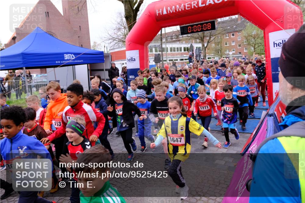 19.04.2026 - Hammer Lauf Tim E. http://msf.ph/oto/9525425 19.04.2026 09:20:37 Ziel 419, 447, 456, 496, 497, 550, 553, 569, 591, 594, 598, 633, 644, 686, 694, 708, 722, 787, 818, 841, 884, 886, 887, 893, 894, 899, 924, 926, 946, 970, 993, 1005, 1006, 1014, 1024, 1055, 1057, 1058, 1060, 1078, 1094, 1099, 1128, 1135, 1138, 1154, 1156, 1172, 1178, 1180, 1191, 1192, 1197, 1205, 1213, 1221, 1222, 1225, 1242, 1259, 1281, 1282, 1283, 1382, 1384, 1408, 1412, 1416, 1419, 1424, 1425, 1465, 1542, 1546, 1548, 1550, 1551, 1553, 1658, 1661 meine-sportfotos.de