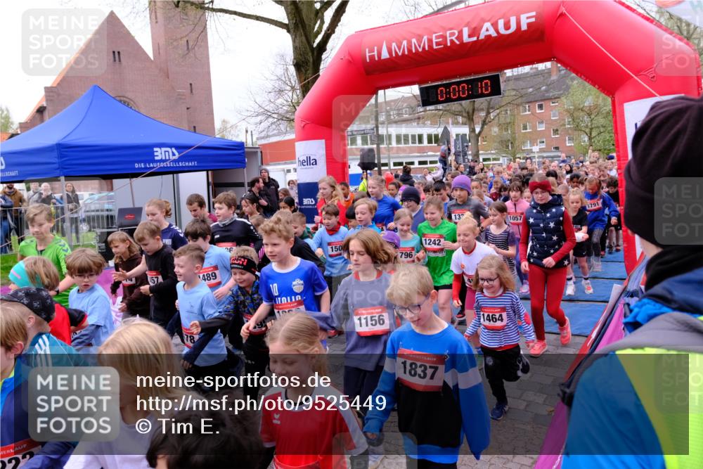 19.04.2026 - Hammer Lauf Tim E. http://msf.ph/oto/9525449 19.04.2026 09:20:38 Ziel 379, 419, 447, 456, 497, 550, 553, 569, 591, 594, 598, 633, 644, 686, 694, 722, 787, 818, 841, 884, 886, 887, 893, 894, 899, 924, 926, 946, 970, 993, 1005, 1006, 1014, 1024, 1025, 1057, 1058, 1060, 1078, 1094, 1098, 1099, 1128, 1135, 1138, 1154, 1156, 1178, 1180, 1197, 1205, 1213, 1221, 1222, 1225, 1242, 1254, 1259, 1281, 1282, 1283, 1382, 1384, 1408, 1412, 1416, 1419, 1424, 1425, 1465, 1542, 1546, 1548, 1550, 1551, 1553, 1658, 1661 meine-sportfotos.de