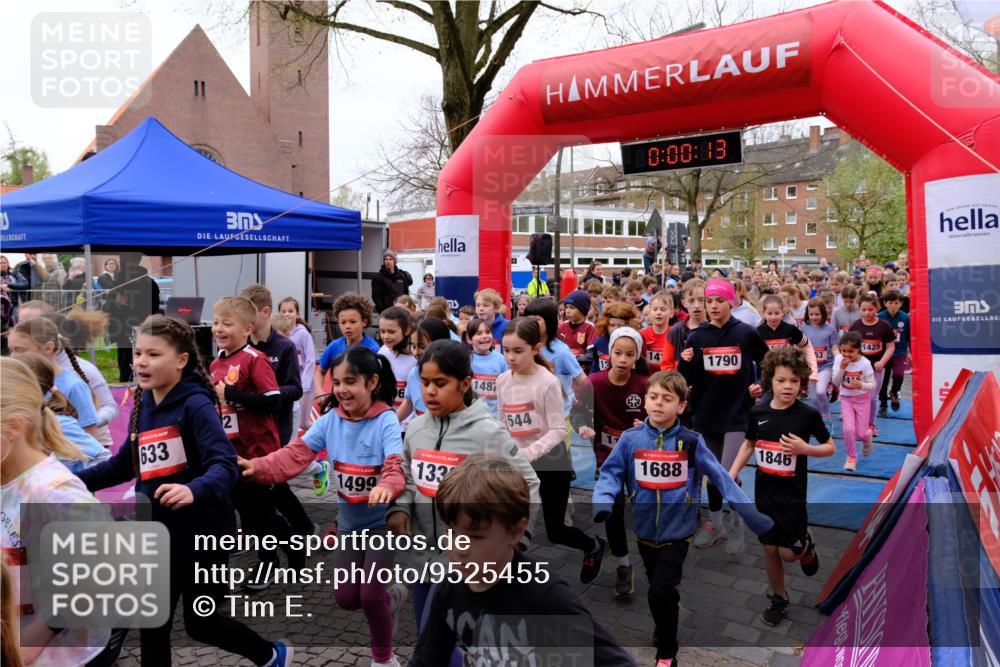 19.04.2026 - Hammer Lauf Tim E. http://msf.ph/oto/9525455 19.04.2026 09:20:42 Ziel 379, 419, 527, 550, 553, 569, 597, 633, 686, 768, 776, 818, 845, 853, 884, 886, 887, 893, 894, 899, 911, 917, 924, 970, 993, 998, 1005, 1006, 1020, 1025, 1088, 1094, 1098, 1099, 1112, 1128, 1135, 1136, 1138, 1154, 1178, 1180, 1181, 1221, 1225, 1254, 1302, 1365, 1374, 1376, 1378, 1382, 1383, 1384, 1408, 1412, 1416, 1418, 1419, 1424, 1425, 1465, 1542, 1546, 1547, 1548, 1550, 1551, 1553, 1555, 1556, 1620, 1622, 1658, 1661 meine-sportfotos.de