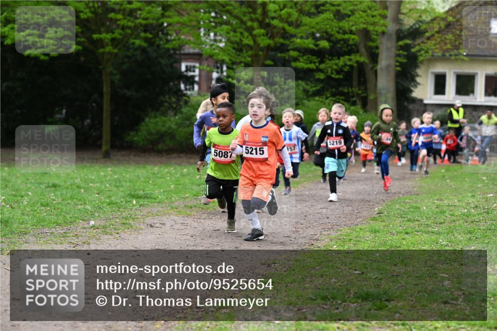 19.04.2026 - Hammer Lauf Dr. Thomas Lammeyer http://msf.ph/oto/9525654 19.04.2026 09:10:52 Laufen 5087, 5215, 5219, 157 meine-sportfotos.de