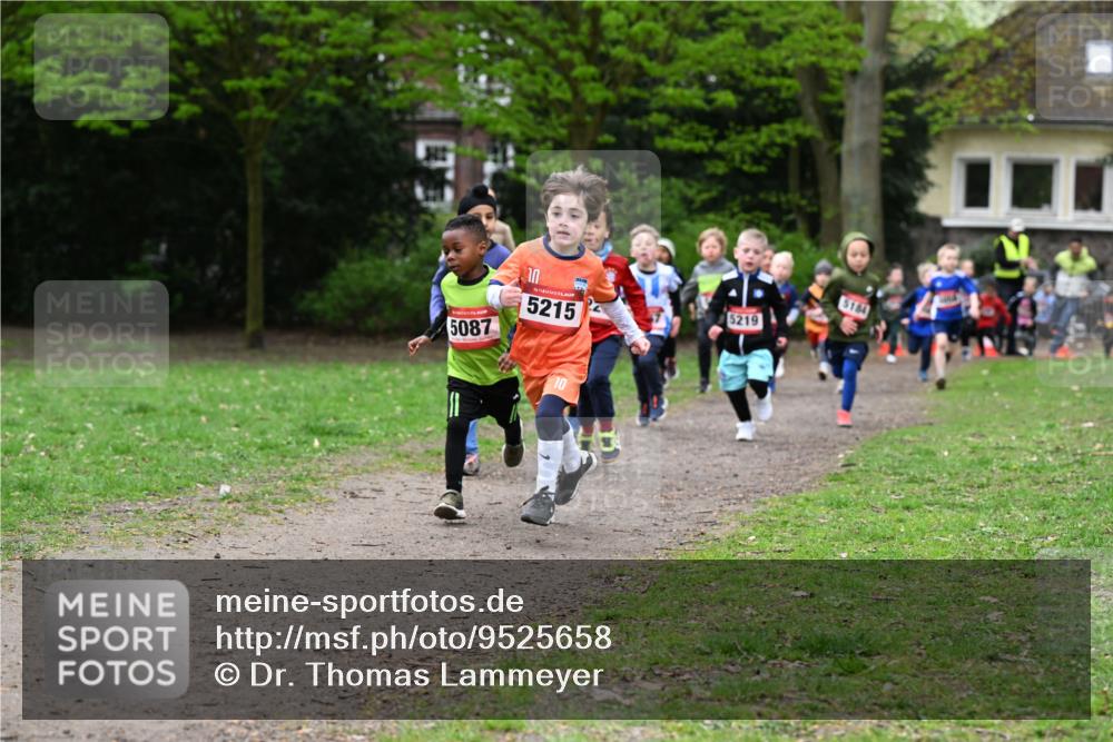 19.04.2026 - Hammer Lauf Dr. Thomas Lammeyer http://msf.ph/oto/9525658 19.04.2026 09:10:52 Laufen 5215, 5219, 5087, 5164 meine-sportfotos.de
