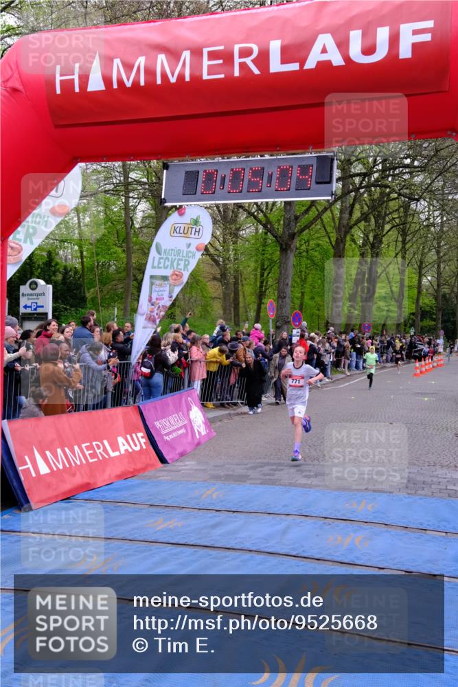 19.04.2026 - Hammer Lauf Tim E. http://msf.ph/oto/9525668 19.04.2026 09:25:32 Ziel 393, 771, 1040, 1065 meine-sportfotos.de