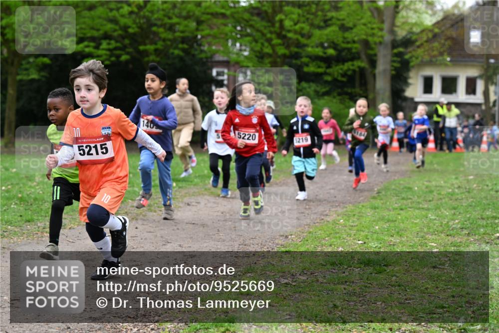 19.04.2026 - Hammer Lauf Dr. Thomas Lammeyer http://msf.ph/oto/9525669 19.04.2026 09:10:53 Laufen 5215, 184, 140, 5220, 219 meine-sportfotos.de