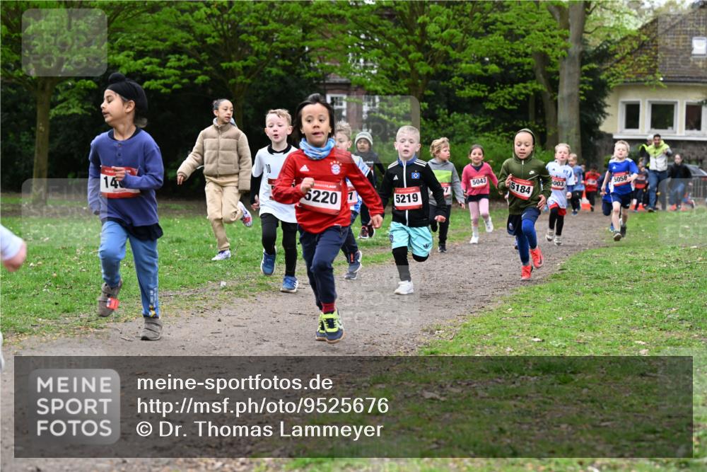 19.04.2026 - Hammer Lauf Dr. Thomas Lammeyer http://msf.ph/oto/9525676 19.04.2026 09:10:54 Laufen 5220, 5043, 5058, 5184, 003, 5219 meine-sportfotos.de