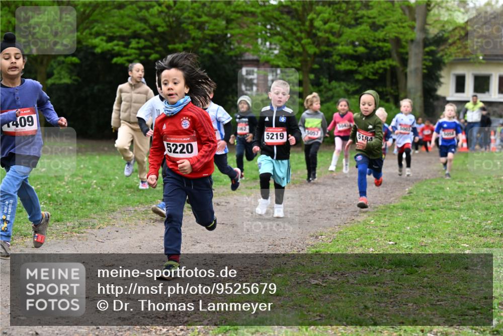 19.04.2026 - Hammer Lauf Dr. Thomas Lammeyer http://msf.ph/oto/9525679 19.04.2026 09:10:54 Laufen 409, 5220, 5219, 5057, 5184 meine-sportfotos.de