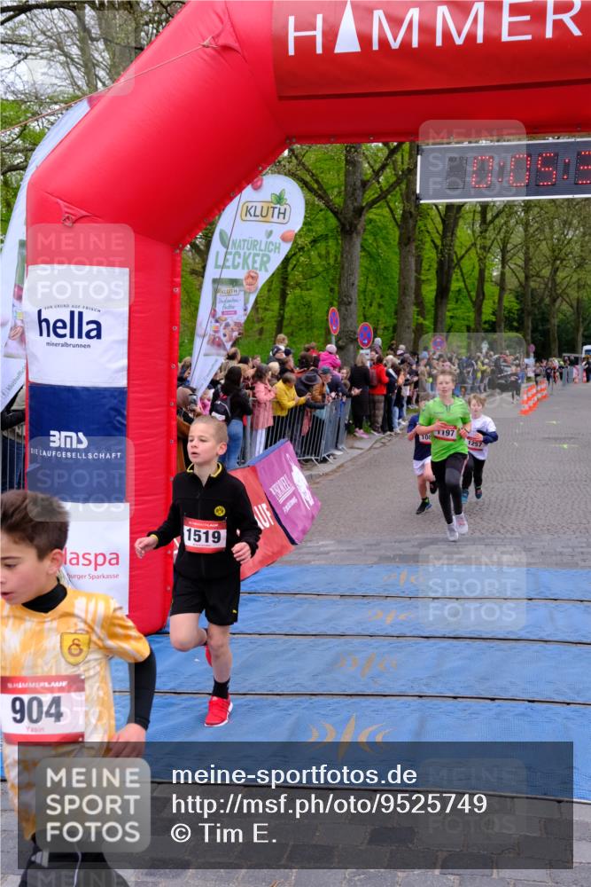 19.04.2026 - Hammer Lauf Tim E. http://msf.ph/oto/9525749 19.04.2026 09:26:03 Ziel 904, 1086, 1197, 1199, 1257, 1519 meine-sportfotos.de
