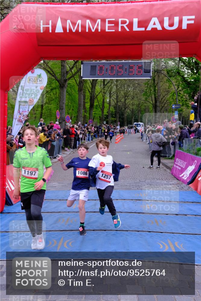 19.04.2026 - Hammer Lauf Tim E. http://msf.ph/oto/9525764 19.04.2026 09:26:04 Ziel 904, 1086, 1197, 1199, 1257, 1314, 1519 meine-sportfotos.de