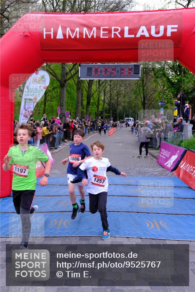 19.04.2026 - Hammer Lauf Tim E. http://msf.ph/oto/9525767 19.04.2026 09:26:04 Ziel 904, 1086, 1197, 1199, 1257, 1314, 1519 meine-sportfotos.de