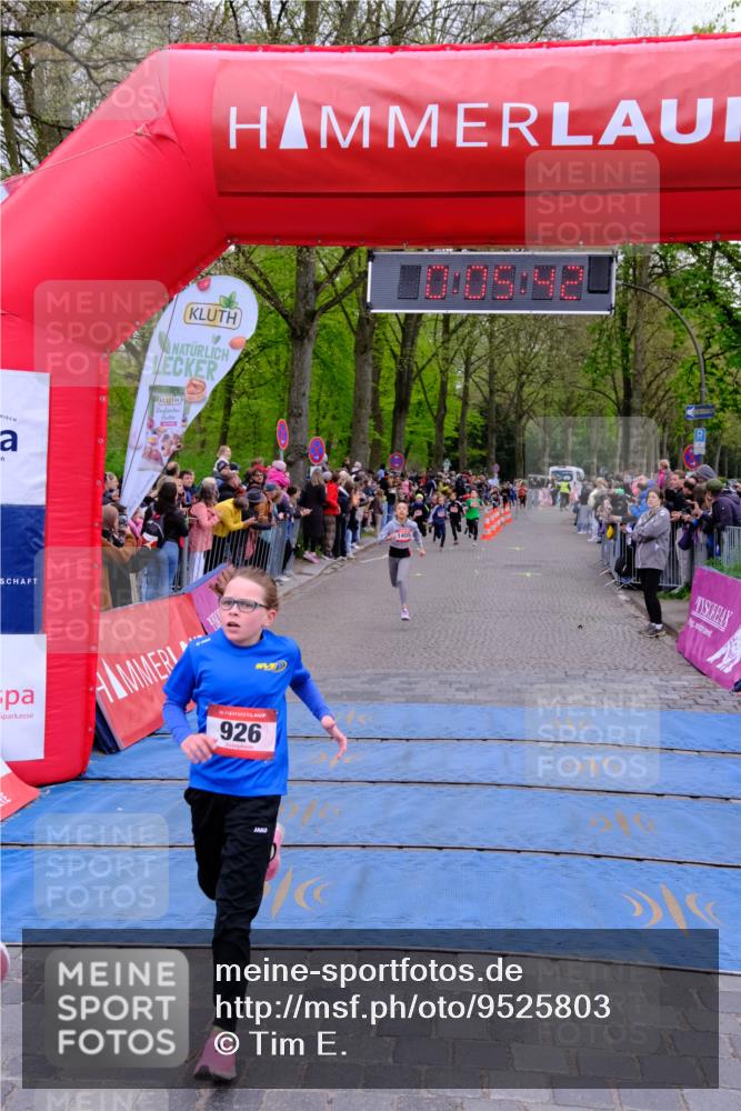 19.04.2026 - Hammer Lauf Tim E. http://msf.ph/oto/9525803 19.04.2026 09:26:11 Ziel 926, 1241, 1314, 1348, 1405, 1524, 1528, 1893 meine-sportfotos.de
