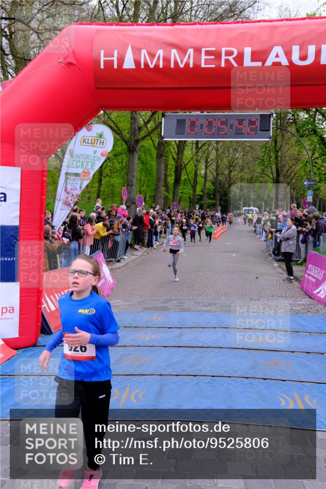 19.04.2026 - Hammer Lauf Tim E. http://msf.ph/oto/9525806 19.04.2026 09:26:11 Ziel 926, 1241, 1314, 1348, 1405, 1524, 1528, 1893 meine-sportfotos.de