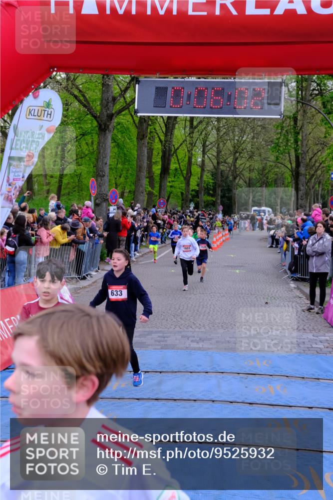 19.04.2026 - Hammer Lauf Tim E. http://msf.ph/oto/9525932 19.04.2026 09:26:30 Ziel 633, 875, 1052, 1154, 1173, 1325, 1396, 1398, 1526, 1535, 1603, 1637, 1809, 1811 meine-sportfotos.de