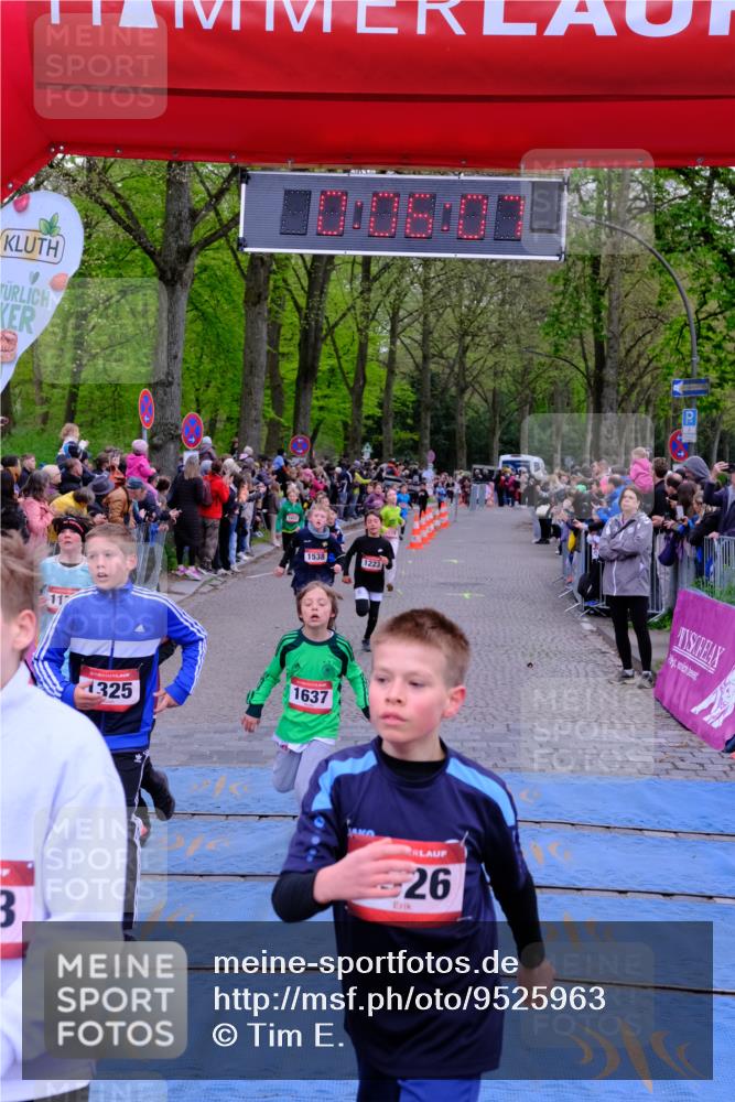19.04.2026 - Hammer Lauf Tim E. http://msf.ph/oto/9525963 19.04.2026 09:26:35 Ziel 458, 633, 1154, 1173, 1191, 1223, 1325, 1396, 1398, 1526, 1538, 1603, 1637, 1651, 1652, 1811, 1915 meine-sportfotos.de