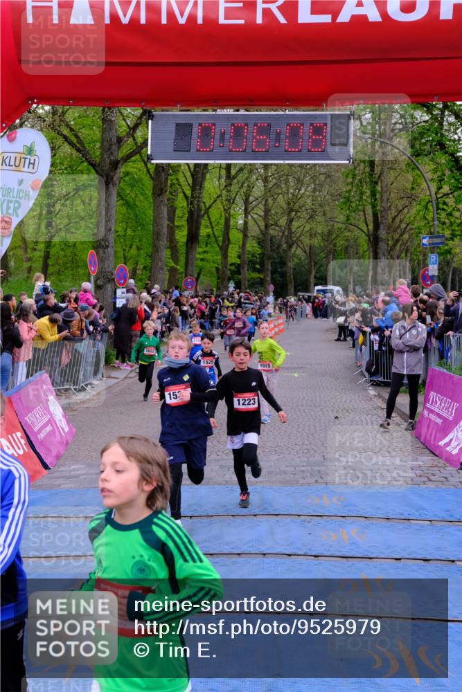 19.04.2026 - Hammer Lauf Tim E. http://msf.ph/oto/9525979 19.04.2026 09:26:37 Ziel 458, 1154, 1173, 1191, 1223, 1325, 1396, 1398, 1449, 1522, 1526, 1538, 1603, 1637, 1651, 1652, 1804, 1811, 1915 meine-sportfotos.de
