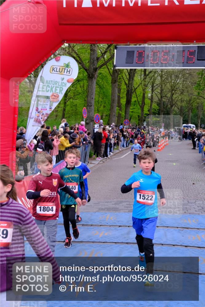 19.04.2026 - Hammer Lauf Tim E. http://msf.ph/oto/9526024 19.04.2026 09:26:43 Ziel 458, 708, 840, 1191, 1391, 1449, 1477, 1522, 1651, 1652, 1804, 1816, 1886, 1915 meine-sportfotos.de