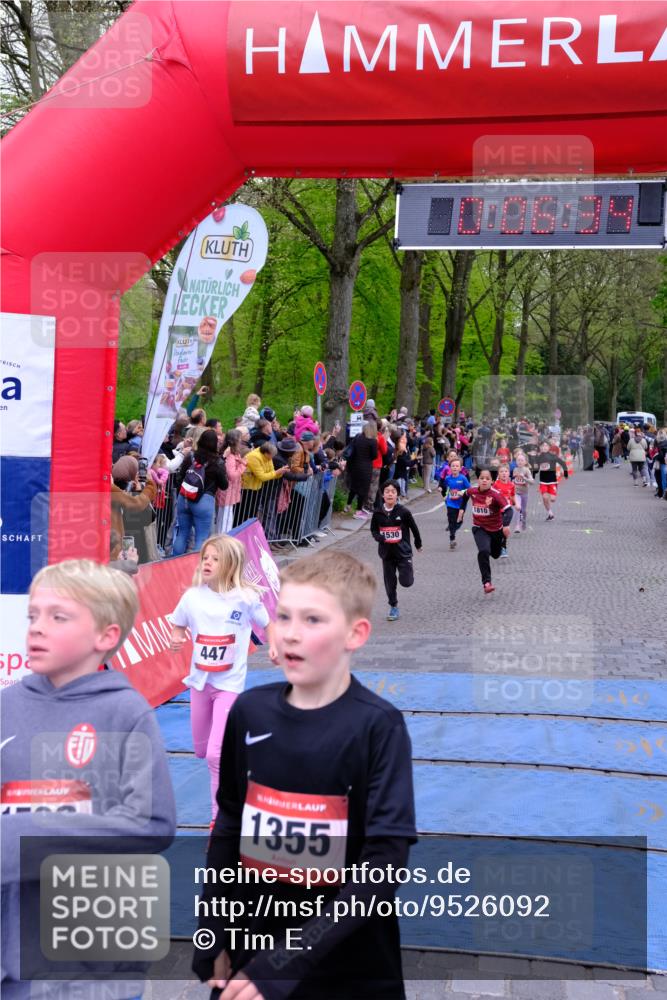 19.04.2026 - Hammer Lauf Tim E. http://msf.ph/oto/9526092 19.04.2026 09:27:02 Ziel 447, 595, 769, 927, 1272, 1310, 1355, 1439, 1445, 1461, 1478, 1521, 1523, 1530, 1534, 1702, 1756, 1805, 1810 meine-sportfotos.de