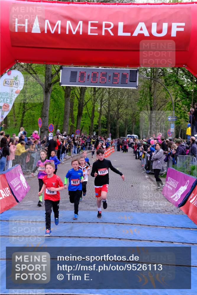 19.04.2026 - Hammer Lauf Tim E. http://msf.ph/oto/9526113 19.04.2026 09:27:05 Ziel 379, 447, 456, 595, 769, 927, 1272, 1355, 1439, 1461, 1521, 1523, 1530, 1702, 1756, 1805, 1810 meine-sportfotos.de
