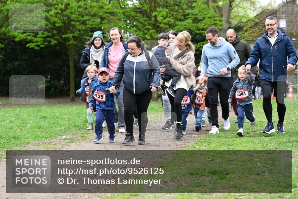 19.04.2026 - Hammer Lauf Dr. Thomas Lammeyer http://msf.ph/oto/9526125 19.04.2026 09:11:39 Laufen 135, 191, 5041, 5127 meine-sportfotos.de