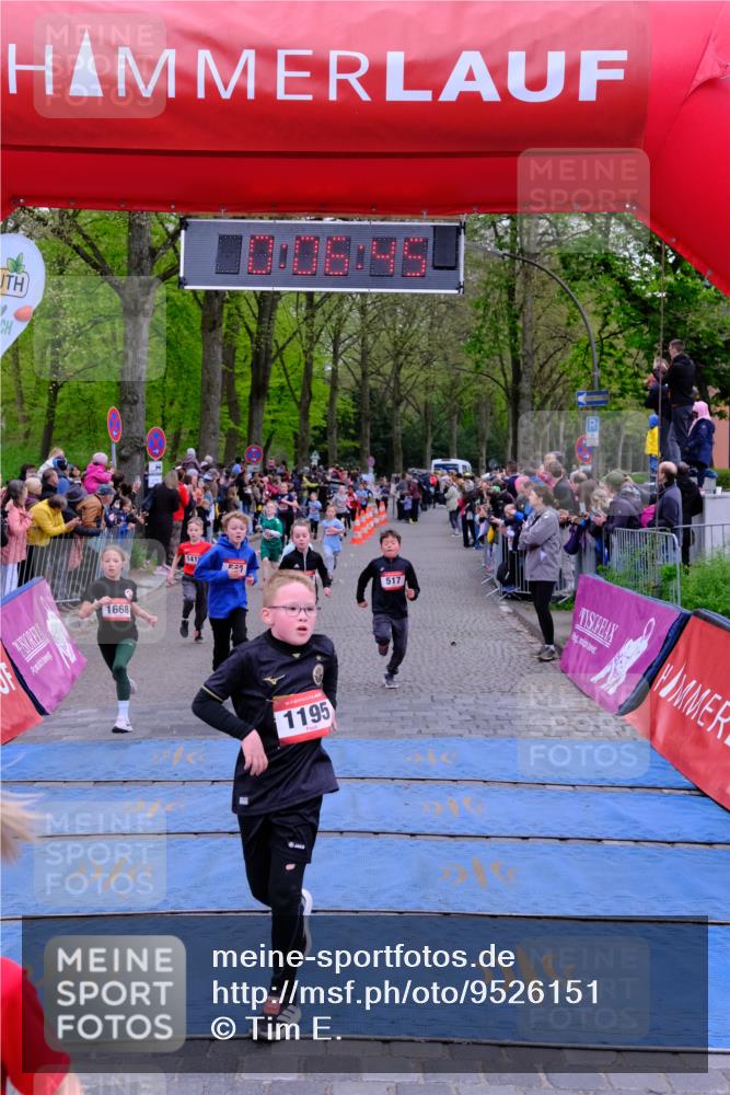 19.04.2026 - Hammer Lauf Tim E. http://msf.ph/oto/9526151 19.04.2026 09:27:14 Ziel 379, 456, 517, 550, 1172, 1195, 1412, 1419, 1433, 1443, 1548, 1600, 1662, 1668, 1758 meine-sportfotos.de