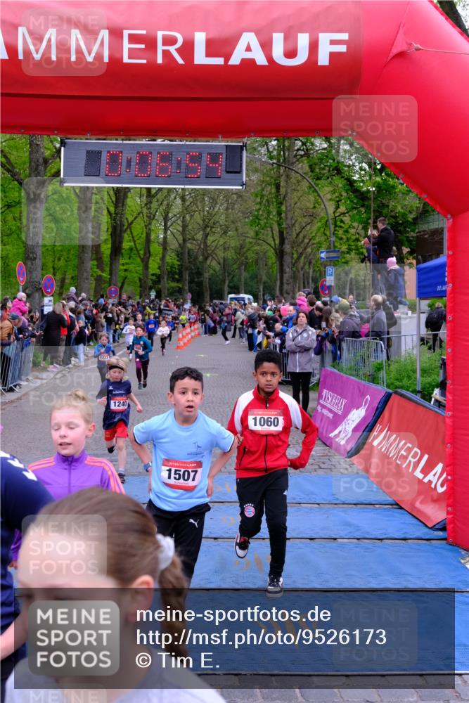 19.04.2026 - Hammer Lauf Tim E. http://msf.ph/oto/9526173 19.04.2026 09:27:22 Ziel 462, 1060, 1221, 1222, 1240, 1365, 1408, 1424, 1433, 1443, 1480, 1507, 1548, 1600 meine-sportfotos.de