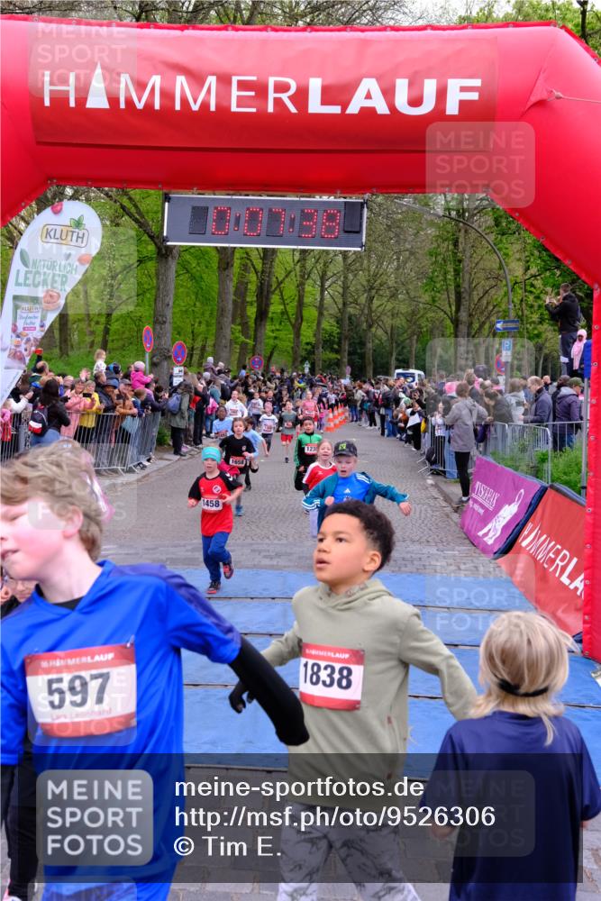 19.04.2026 - Hammer Lauf Tim E. http://msf.ph/oto/9526306 19.04.2026 09:28:06 Ziel 594, 597, 598, 886, 1213, 1238, 1354, 1367, 1372, 1450, 1458, 1482, 1492, 1503, 1529, 1557, 1619, 1635, 1658, 1838, 1844, 1855, 1882 meine-sportfotos.de