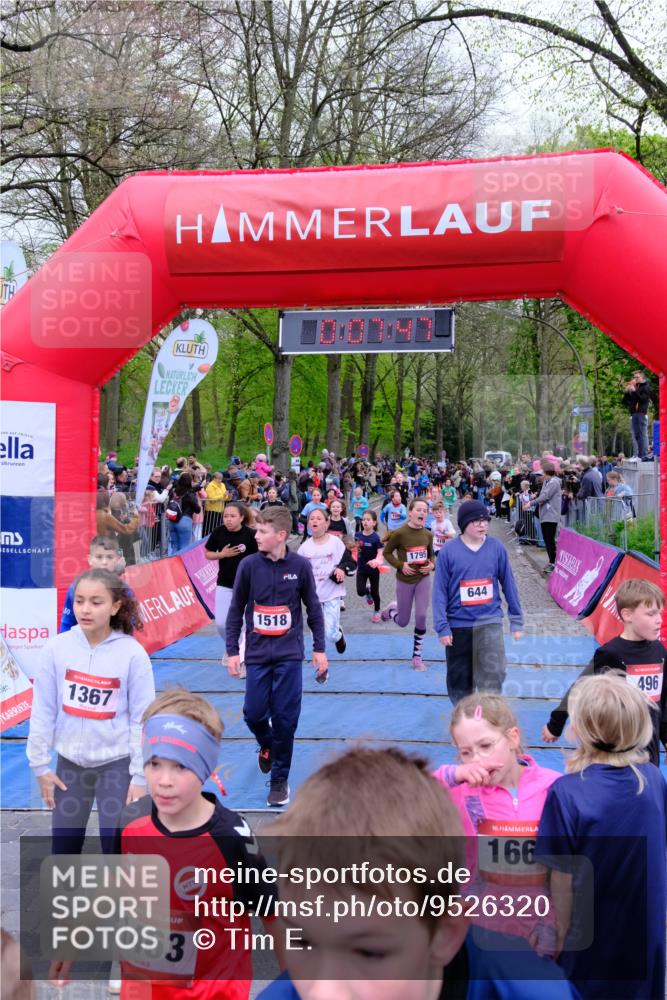 19.04.2026 - Hammer Lauf Tim E. http://msf.ph/oto/9526320 19.04.2026 09:28:16 Ziel 419, 476, 495, 496, 587, 591, 594, 644, 821, 1025, 1058, 1367, 1407, 1411, 1421, 1430, 1463, 1501, 1518, 1542, 1555, 1557, 1664, 1673, 1674, 1678, 1701, 1714, 1787, 1795, 1844 meine-sportfotos.de