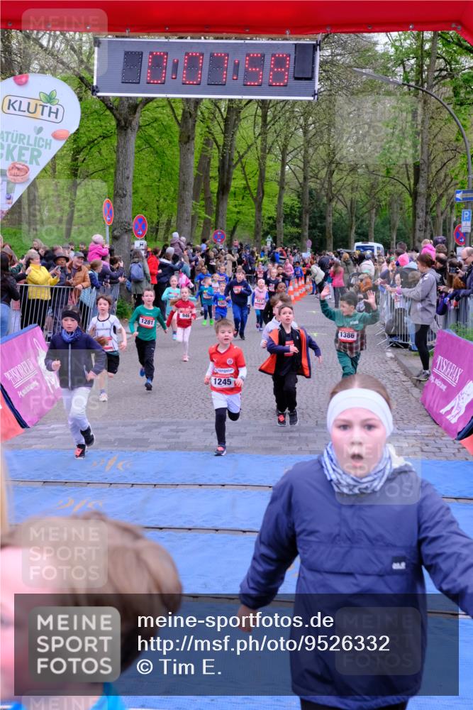 19.04.2026 - Hammer Lauf Tim E. http://msf.ph/oto/9526332 19.04.2026 09:28:27 Ziel 527, 722, 829, 853, 894, 946, 1090, 1112, 1113, 1139, 1245, 1259, 1281, 1282, 1283, 1289, 1386, 1389, 1414, 1429, 1451, 1460, 1506, 1620, 1665, 1670, 1791, 1796 meine-sportfotos.de