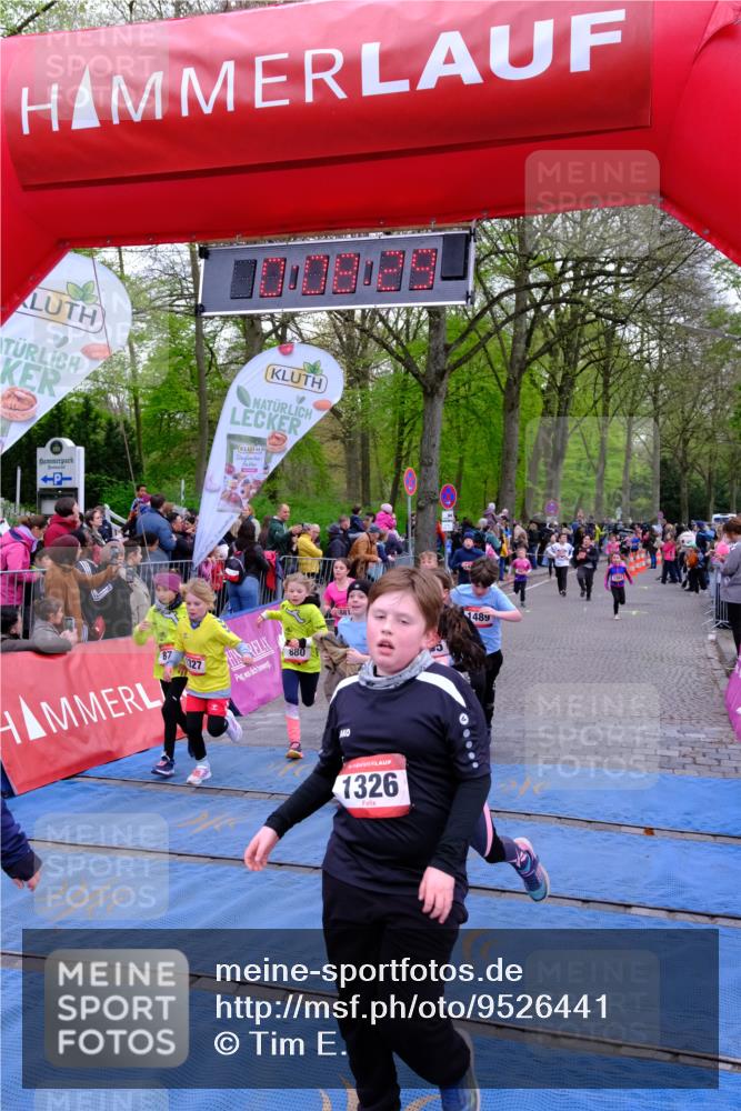 19.04.2026 - Hammer Lauf Tim E. http://msf.ph/oto/9526441 19.04.2026 09:28:58 Ziel 457, 811, 873, 880, 892, 897, 962, 1326, 1327, 1363, 1406, 1426, 1489, 1622, 1643, 1677, 1779, 1790, 1812, 1835, 1881 meine-sportfotos.de