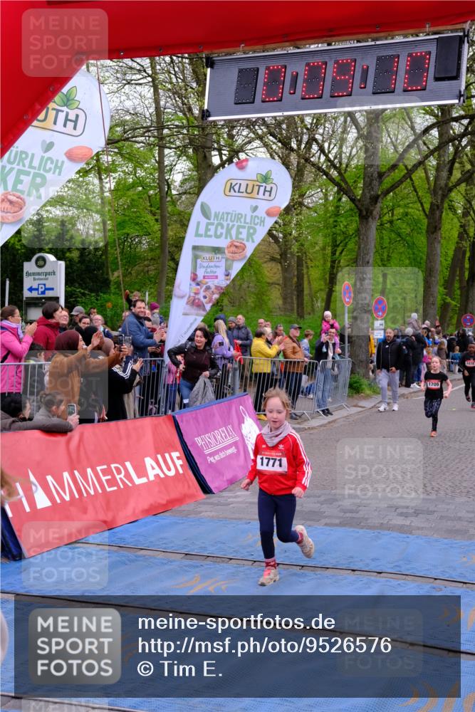 19.04.2026 - Hammer Lauf Tim E. http://msf.ph/oto/9526576 19.04.2026 09:29:37 Ziel 547, 706, 824, 841, 852, 1078, 1235, 1248, 1399, 1487, 1496, 1709, 1771 meine-sportfotos.de
