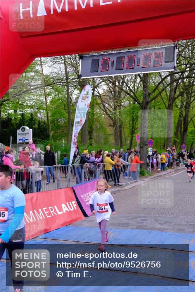 19.04.2026 - Hammer Lauf Tim E. http://msf.ph/oto/9526756 19.04.2026 09:30:36 Ziel 787, 851, 1467, 1495 meine-sportfotos.de