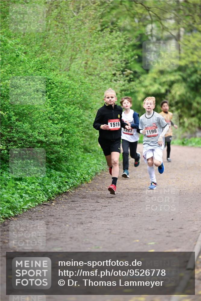 19.04.2026 - Hammer Lauf Dr. Thomas Lammeyer http://msf.ph/oto/9526778 19.04.2026 09:24:26 Laufen 1519, 1297, 1199 meine-sportfotos.de