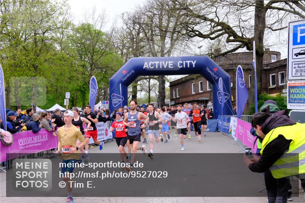 19.04.2026 - Hammer Lauf Tim E. http://msf.ph/oto/9527029 19.04.2026 09:45:13 Ziel  meine-sportfotos.de