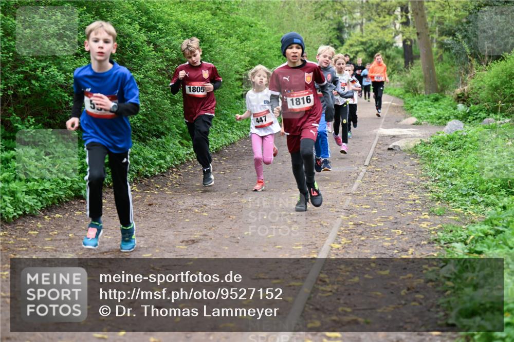 19.04.2026 - Hammer Lauf Dr. Thomas Lammeyer http://msf.ph/oto/9527152 19.04.2026 09:25:13 Laufen 1805, 447, 1816 meine-sportfotos.de