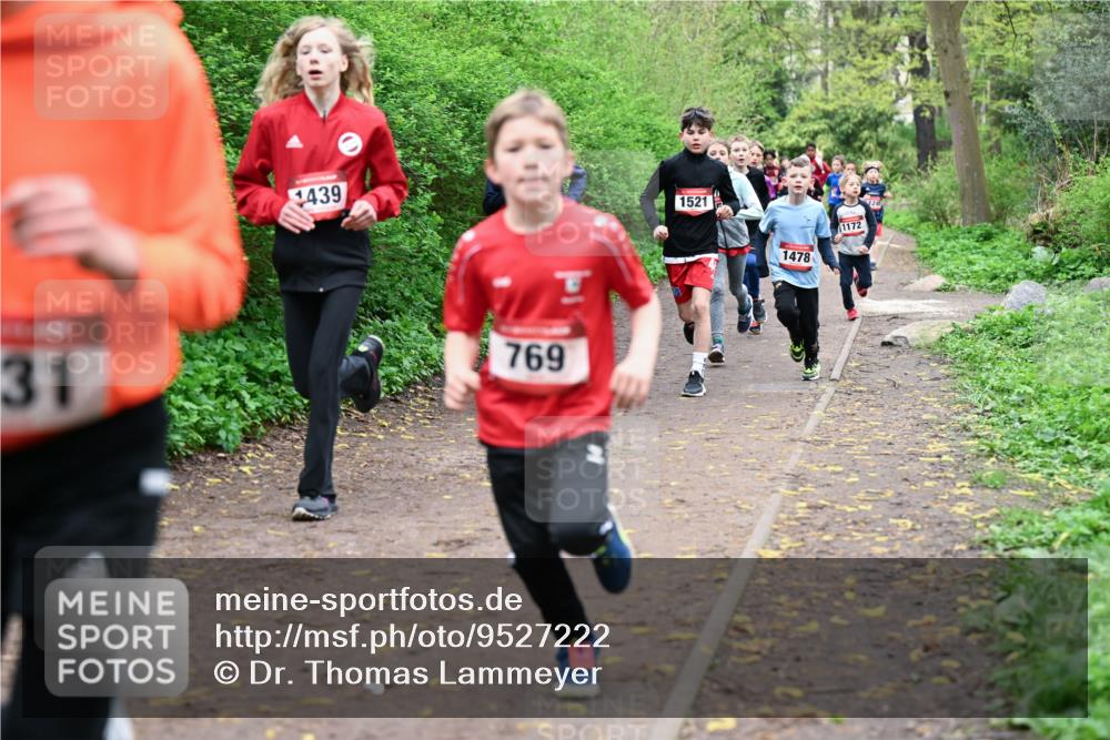 19.04.2026 - Hammer Lauf Dr. Thomas Lammeyer http://msf.ph/oto/9527222 19.04.2026 09:25:19 Laufen 4439, 769, 1521, 1478, 1172 meine-sportfotos.de