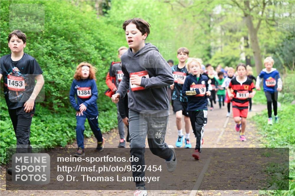 19.04.2026 - Hammer Lauf Dr. Thomas Lammeyer http://msf.ph/oto/9527454 19.04.2026 09:25:47 Laufen 1453, 1384, 1309, 911, 160 meine-sportfotos.de