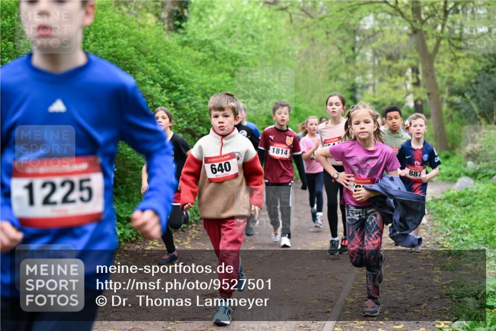 19.04.2026 - Hammer Lauf Dr. Thomas Lammeyer http://msf.ph/oto/9527501 19.04.2026 09:25:54 Laufen 1225, 640, 1814, 887 meine-sportfotos.de