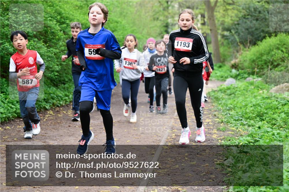 19.04.2026 - Hammer Lauf Dr. Thomas Lammeyer http://msf.ph/oto/9527622 19.04.2026 09:26:12 Laufen 587, 1367, 1421, 1193 meine-sportfotos.de
