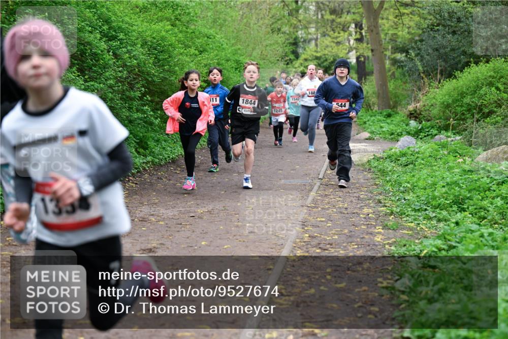 19.04.2026 - Hammer Lauf Dr. Thomas Lammeyer http://msf.ph/oto/9527674 19.04.2026 09:26:17 Laufen 133, 1542, 1844, 1245, 188 meine-sportfotos.de