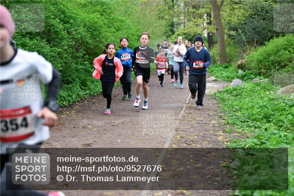 19.04.2026 - Hammer Lauf Dr. Thomas Lammeyer http://msf.ph/oto/9527676 19.04.2026 09:26:17 Laufen 354, 1411, 184, 1245, 188 meine-sportfotos.de