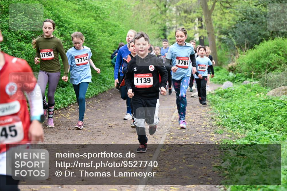 19.04.2026 - Hammer Lauf Dr. Thomas Lammeyer http://msf.ph/oto/9527740 19.04.2026 09:26:23 Laufen 1795, 1714, 1139, 1787, 1504 meine-sportfotos.de