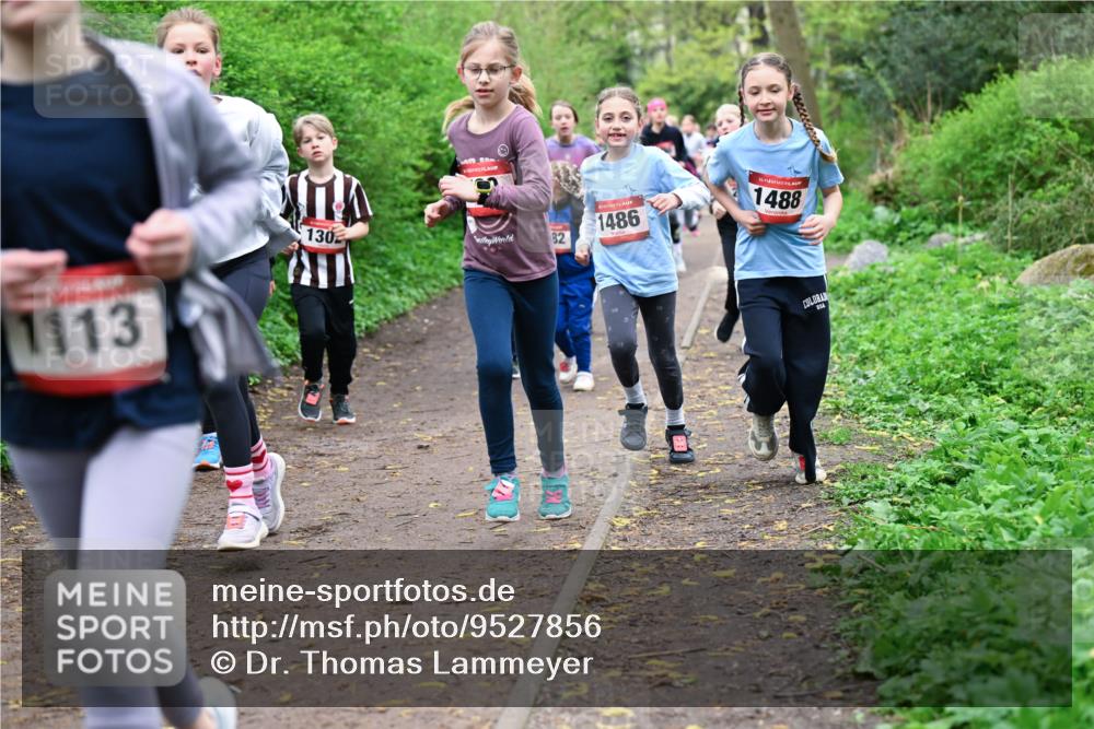 19.04.2026 - Hammer Lauf Dr. Thomas Lammeyer http://msf.ph/oto/9527856 19.04.2026 09:26:40 Laufen 1113, 130, 1486, 1488 meine-sportfotos.de