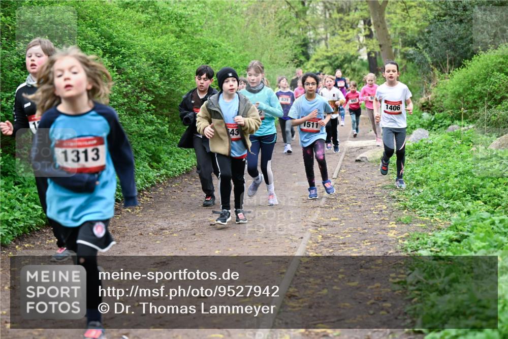 19.04.2026 - Hammer Lauf Dr. Thomas Lammeyer http://msf.ph/oto/9527942 19.04.2026 09:26:49 Laufen 1313, 839, 1511, 892, 1406 meine-sportfotos.de