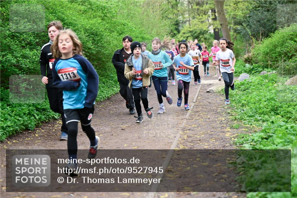 19.04.2026 - Hammer Lauf Dr. Thomas Lammeyer http://msf.ph/oto/9527945 19.04.2026 09:26:48 Laufen 1313, 164, 312, 924, 892, 779, 1511, 1406 meine-sportfotos.de