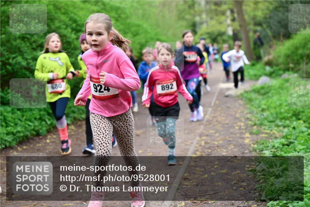 19.04.2026 - Hammer Lauf Dr. Thomas Lammeyer http://msf.ph/oto/9528001 19.04.2026 09:26:55 Laufen 680, 924, 892 meine-sportfotos.de
