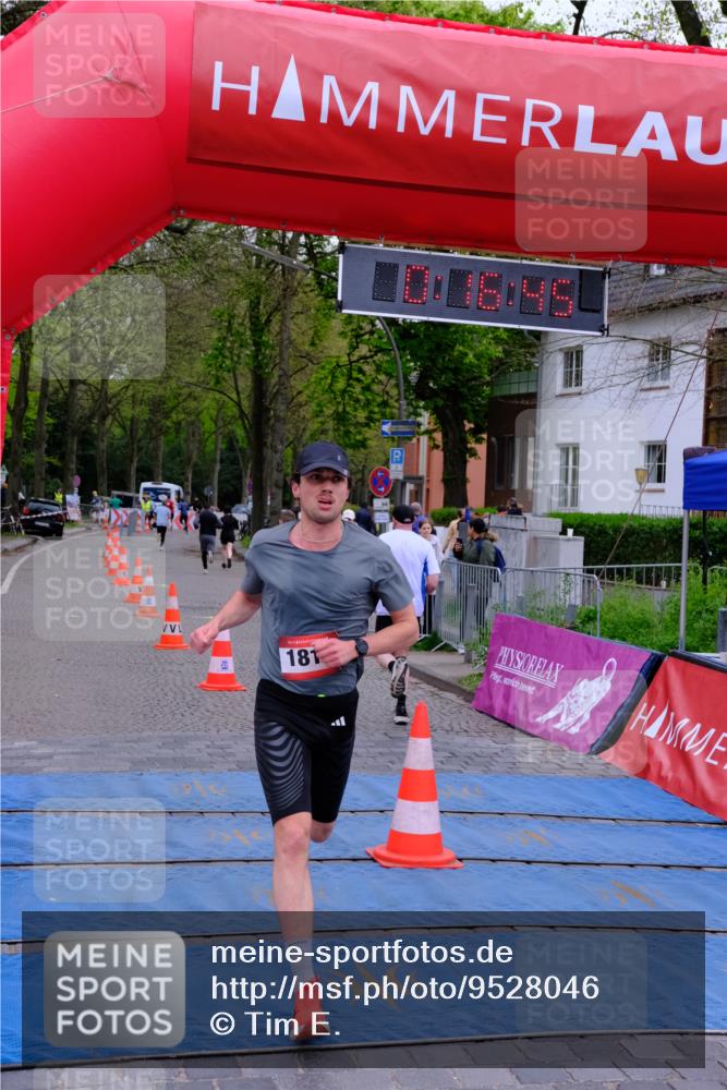 19.04.2026 - Hammer Lauf Tim E. http://msf.ph/oto/9528046 19.04.2026 10:01:54 Ziel 399, 936, 1819, 1902 meine-sportfotos.de